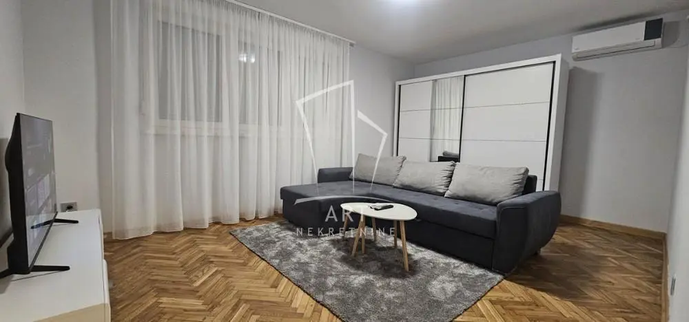 Dvosoban stanovi Rakovica Vidikovac 600 evra 