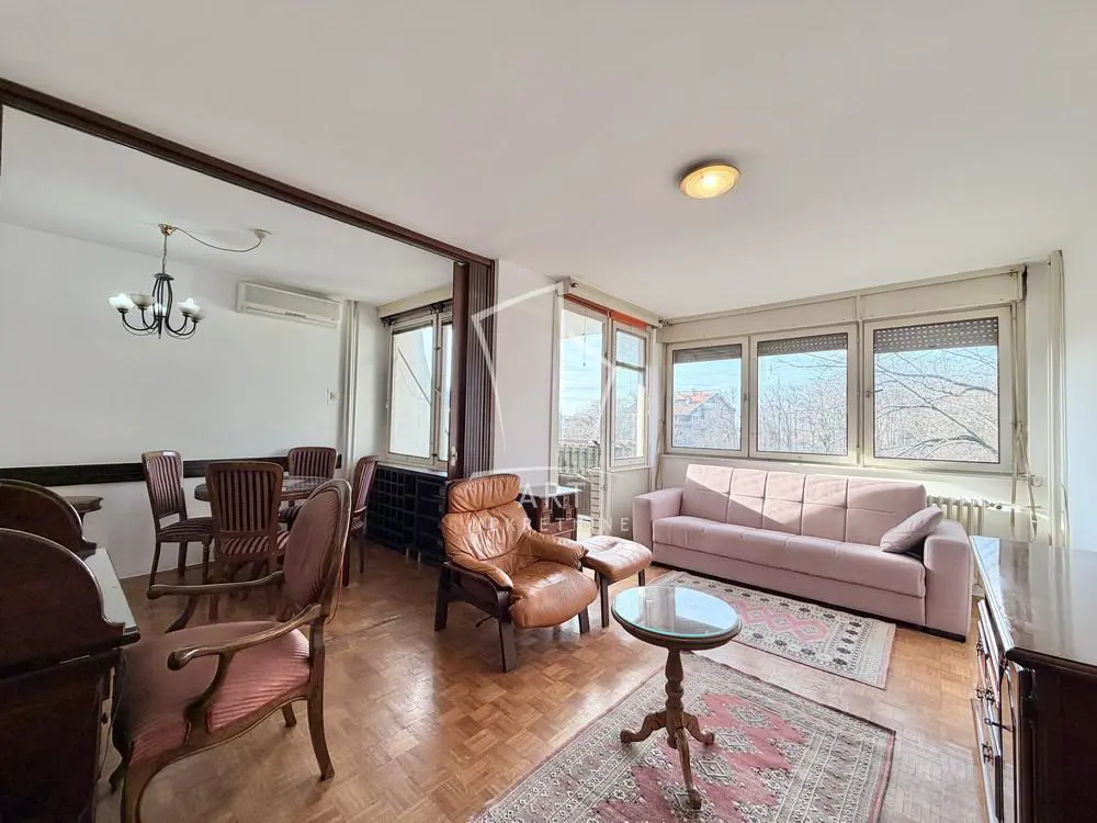 Beograd Zvezdara Dvoiposoban stanovi 190000 evra 