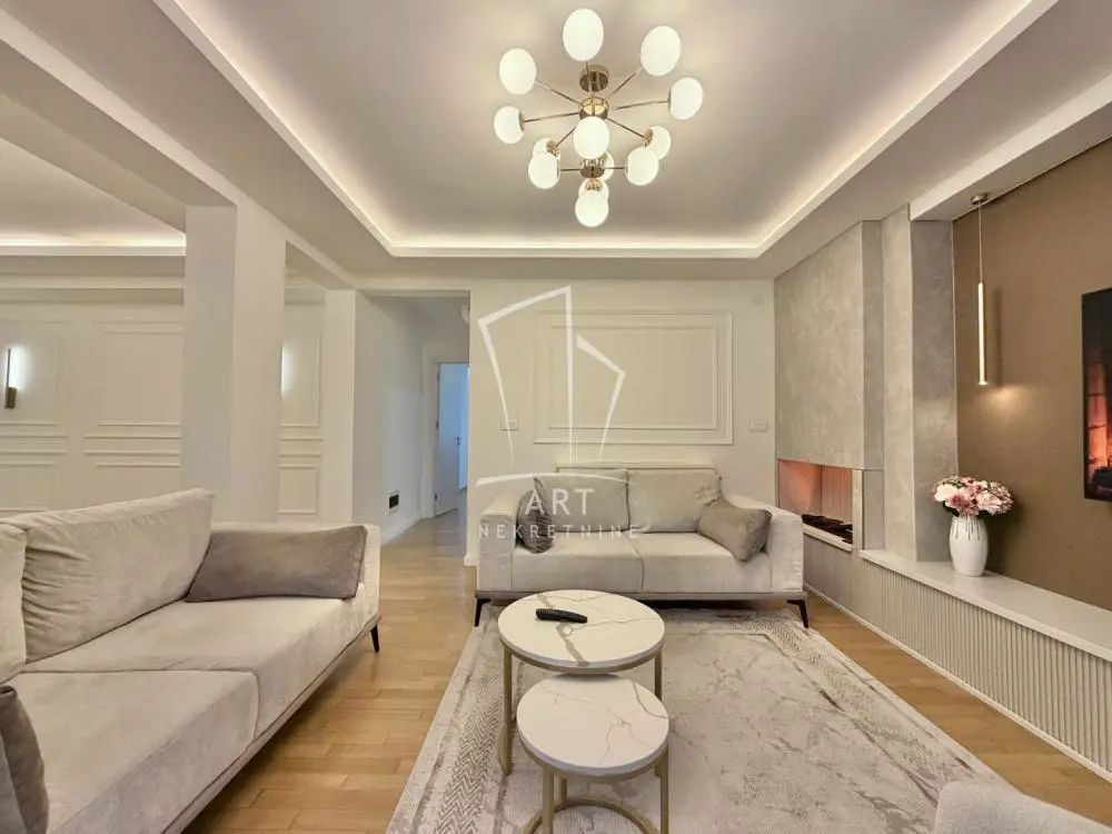 Četvorosoban stanovi Savski venac Dedinje 2500 evra 