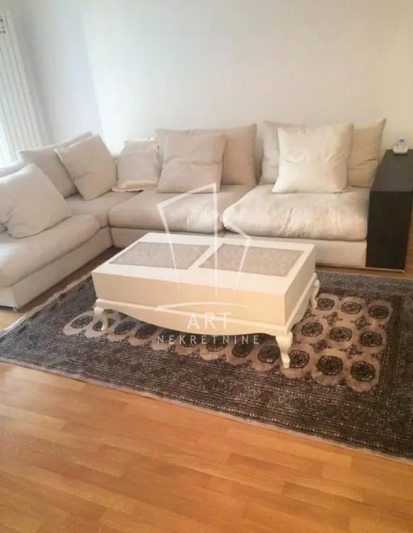 Beograd Stari Grad Dvosoban stanovi 1600 evra 