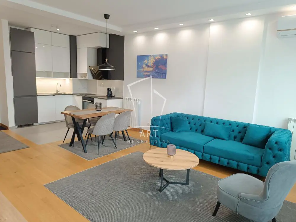 Beograd Novi Beograd Dvosoban stanovi 1200 evra 