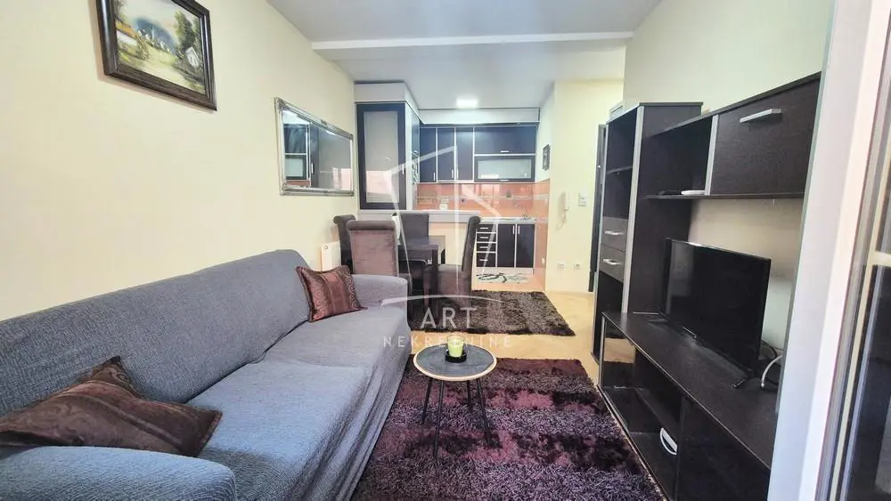 Dvosoban stanovi Zvezdara Slavujev venac 600 evra 