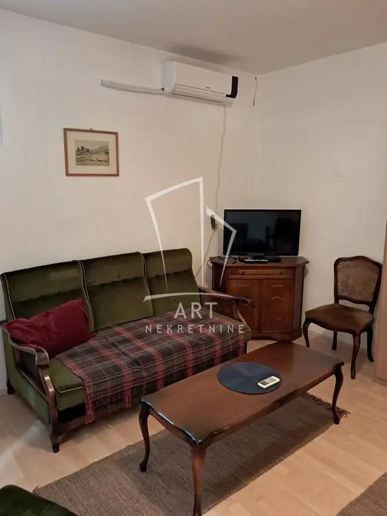 stanovi Beograd Cetinjska Jednoiposoban 