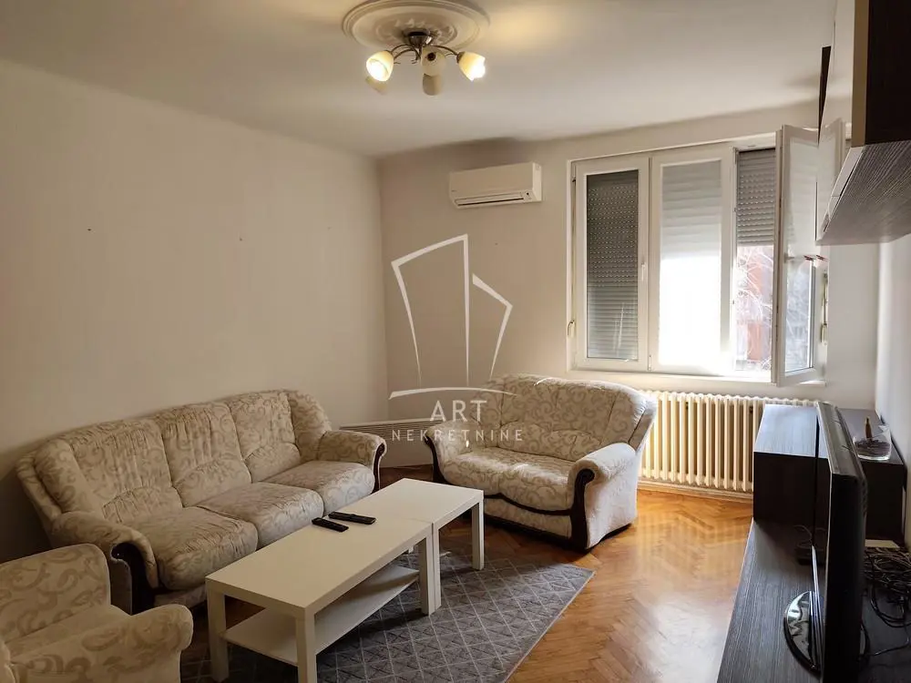 Dvosoban stanovi Vračar Vračar lokacija 650 evra 