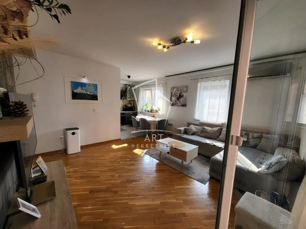 Beograd Zvezdara Trosoban stanovi 250000 evra 