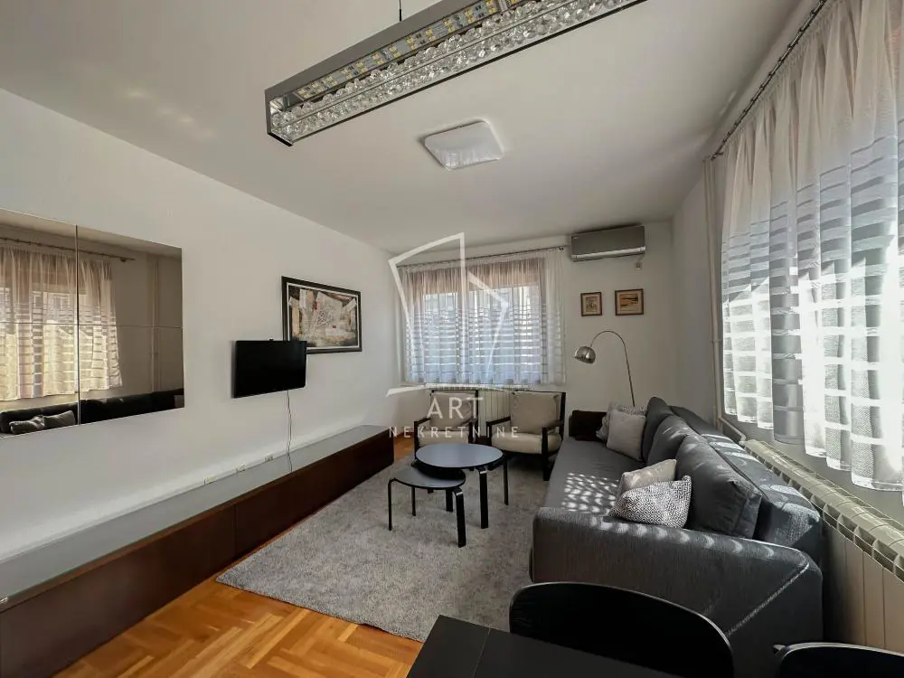 Beograd Vračar Trosoban stanovi 750 evra 