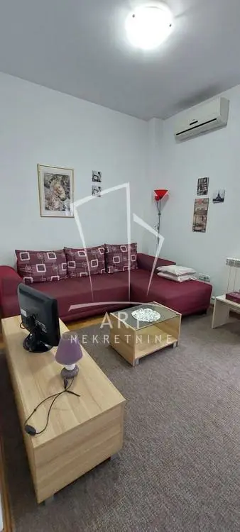 Beograd Čukarica Dvosoban stanovi 550 evra 