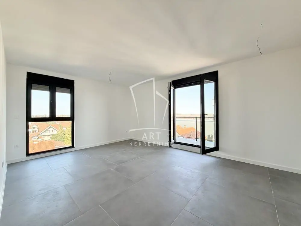 stanovi SREMSKI OKRUG Patrijarha Pavla Četvorosoban 