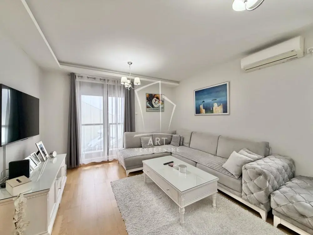 stanovi Beograd Kruševačka Trosoban 