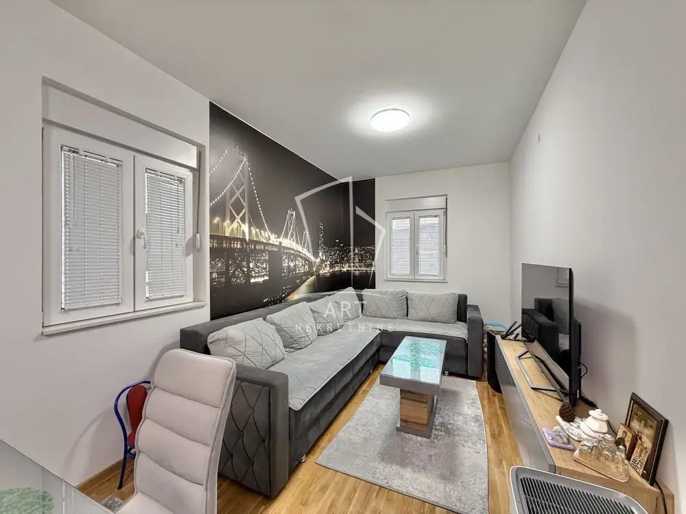 Dvosoban stanovi Čukarica Žarkovo 150000 evra 