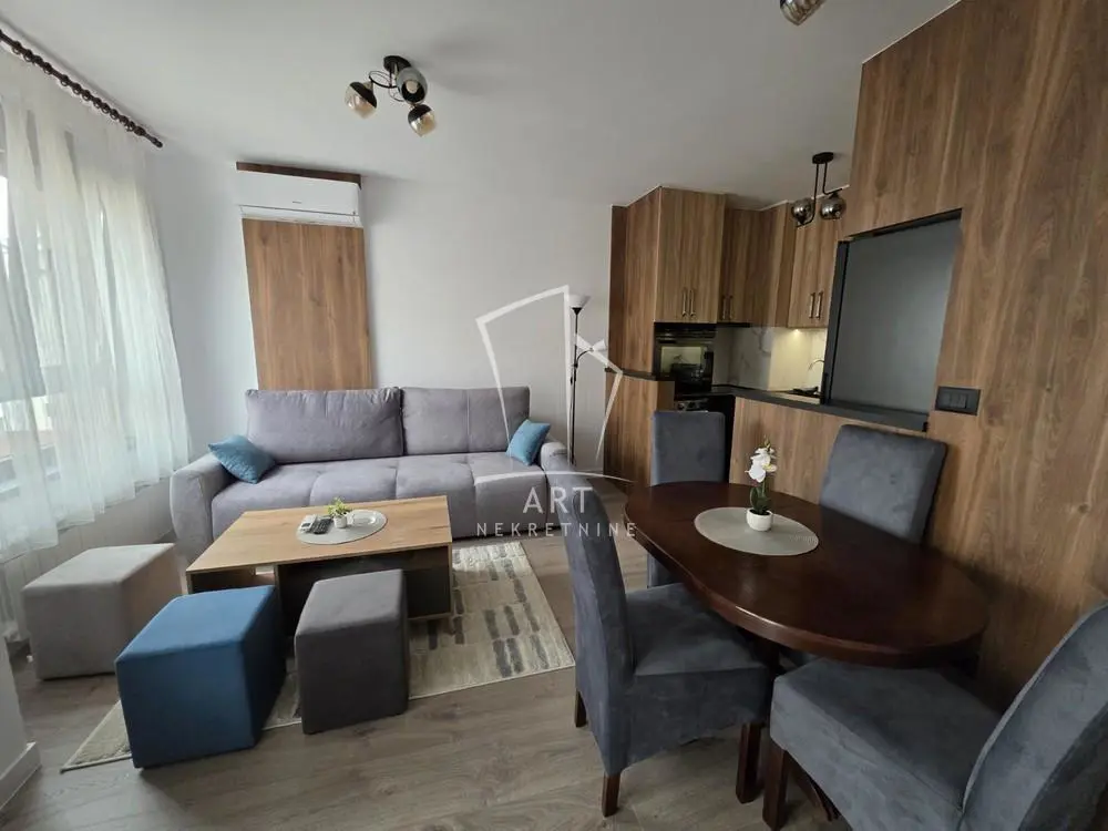 Beograd Čukarica Dvosoban stanovi 700 evra 