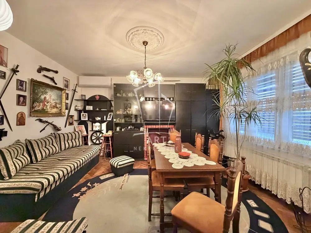 kuće Voždovac Voždovac lokacija 350000 evra 