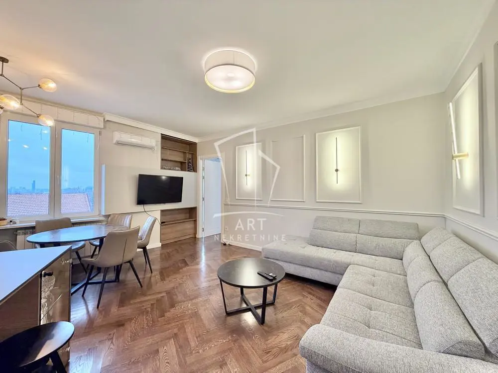 Četvorosoban stanovi Savski venac Senjak 1100 evra 