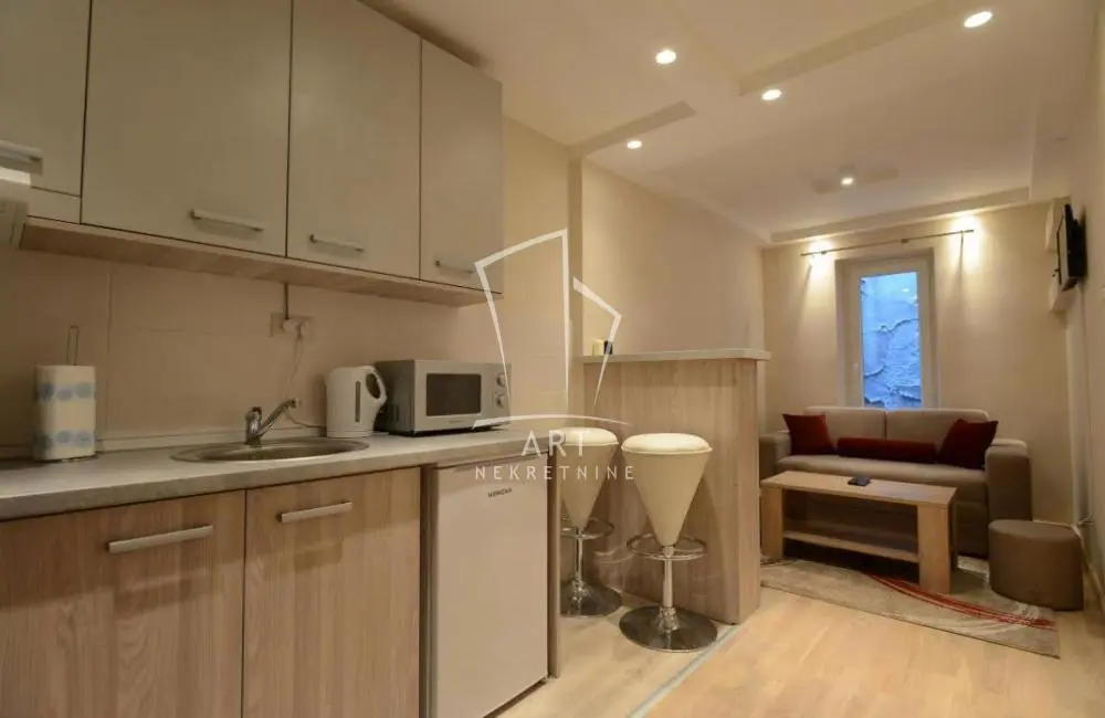 Jednoiposoban stanovi Stari Grad Skadarlija 279000 evra 