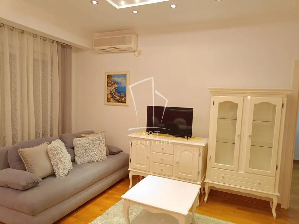 stanovi Beograd Vespučijeva Jednoiposoban 