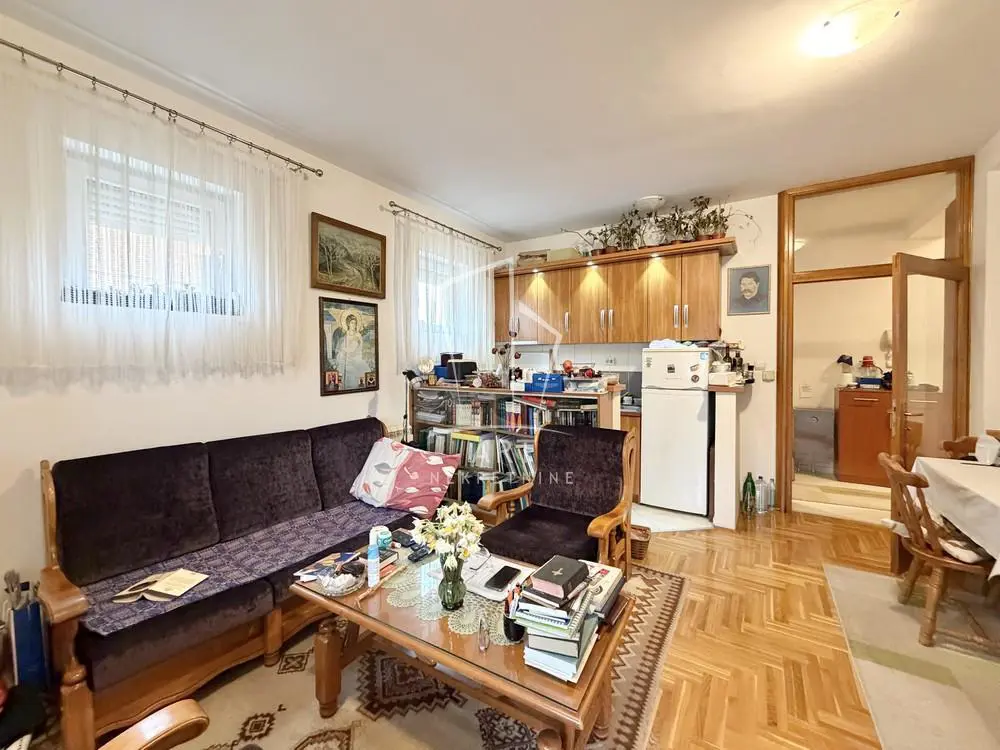 Beograd Zemun Jednoiposoban stanovi 85600 evra 