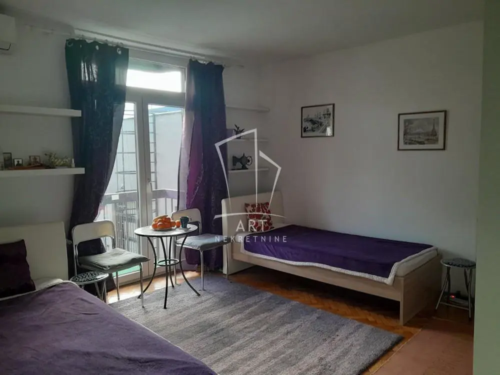 stanovi Beograd Resavska Garsonjera 