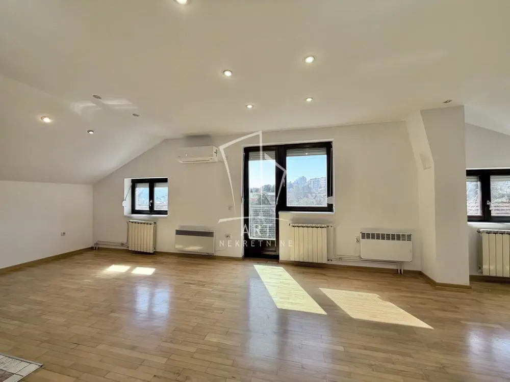 Trosoban stanovi Voždovac Voždovac lokacija 700 evra 