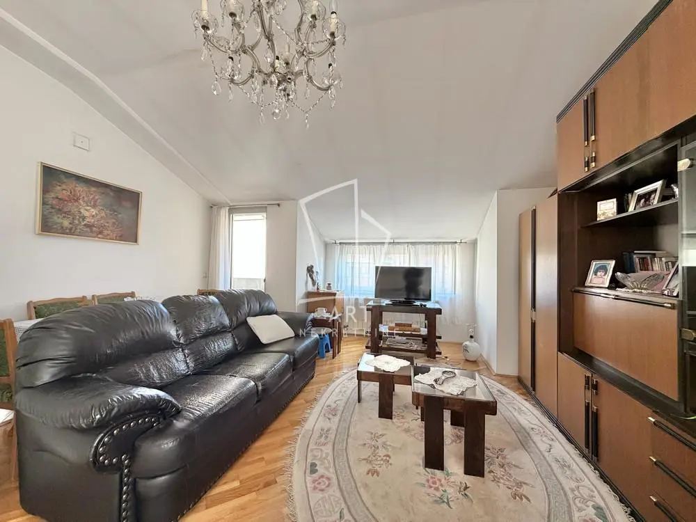 Beograd Voždovac Dvosoban stanovi 177000 evra 