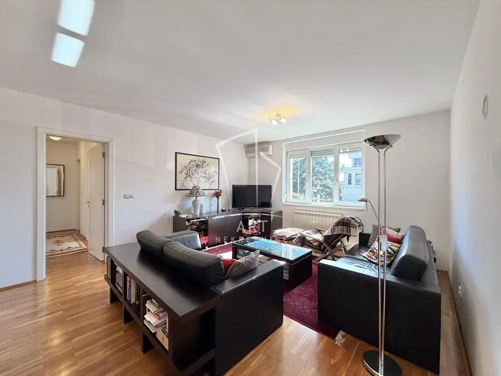 kuće Savski venac Dedinje 790000 evra 