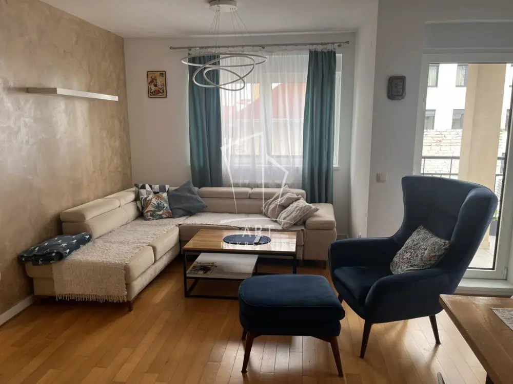 Beograd Čukarica Četvorosoban stanovi 900 evra 