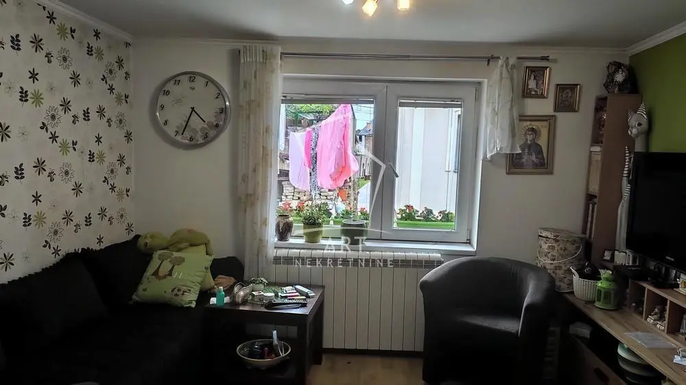 Beograd Voždovac Jednoiposoban stanovi 78000 evra 