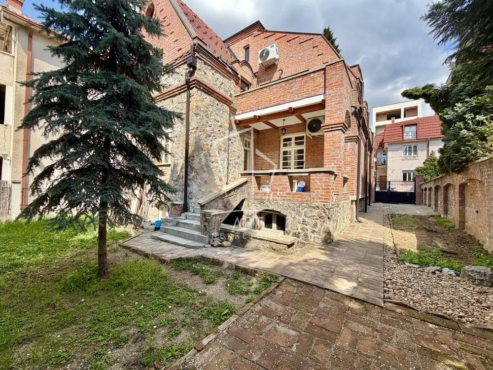 kuće Voždovac Autokomanda 3500 evra 