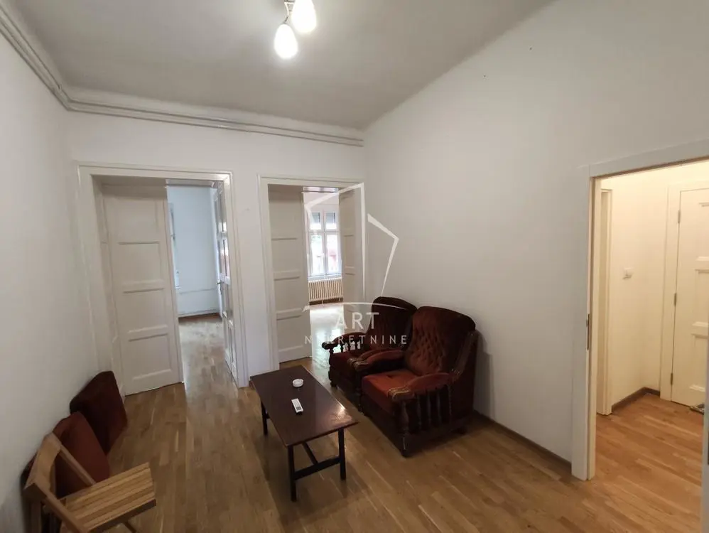 Troiposoban stanovi Palilula Botanička bašta 900 evra 