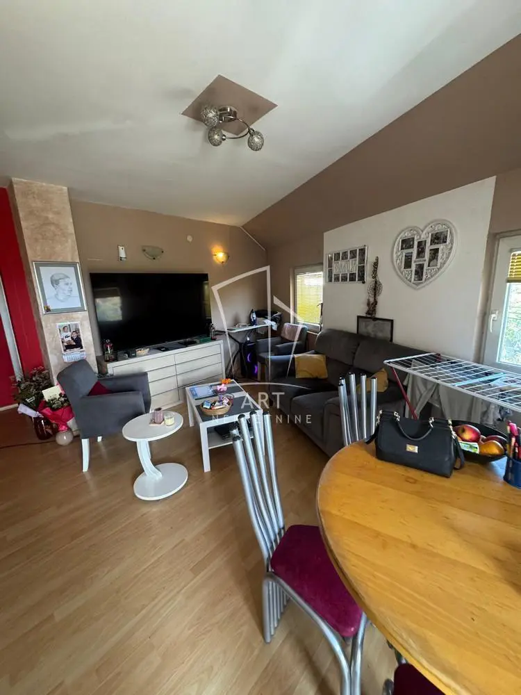 kuće Zemun Zemun Gornji grad 270000 evra 