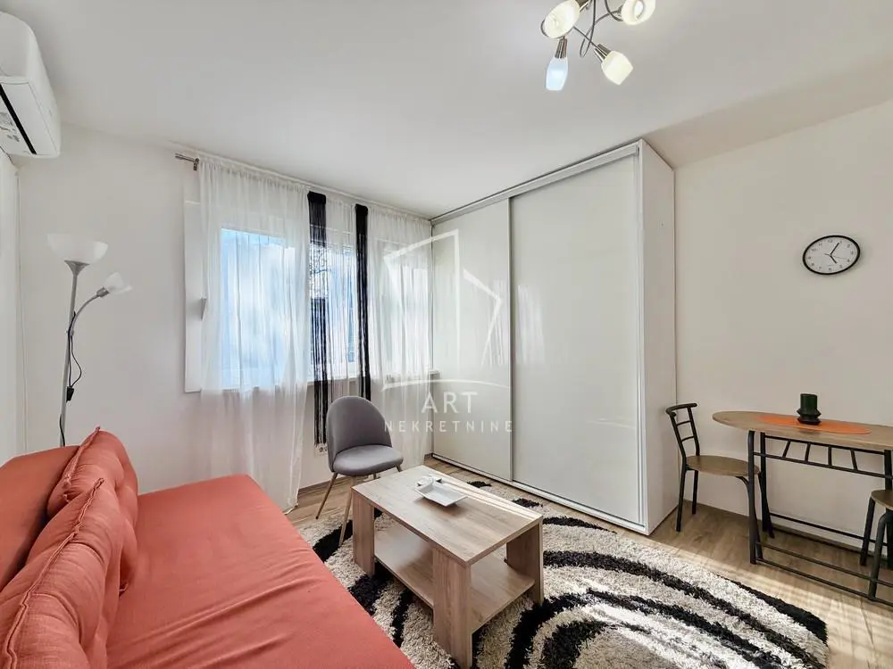 Garsonjera stanovi Čukarica Banovo brdo 92000 evra 