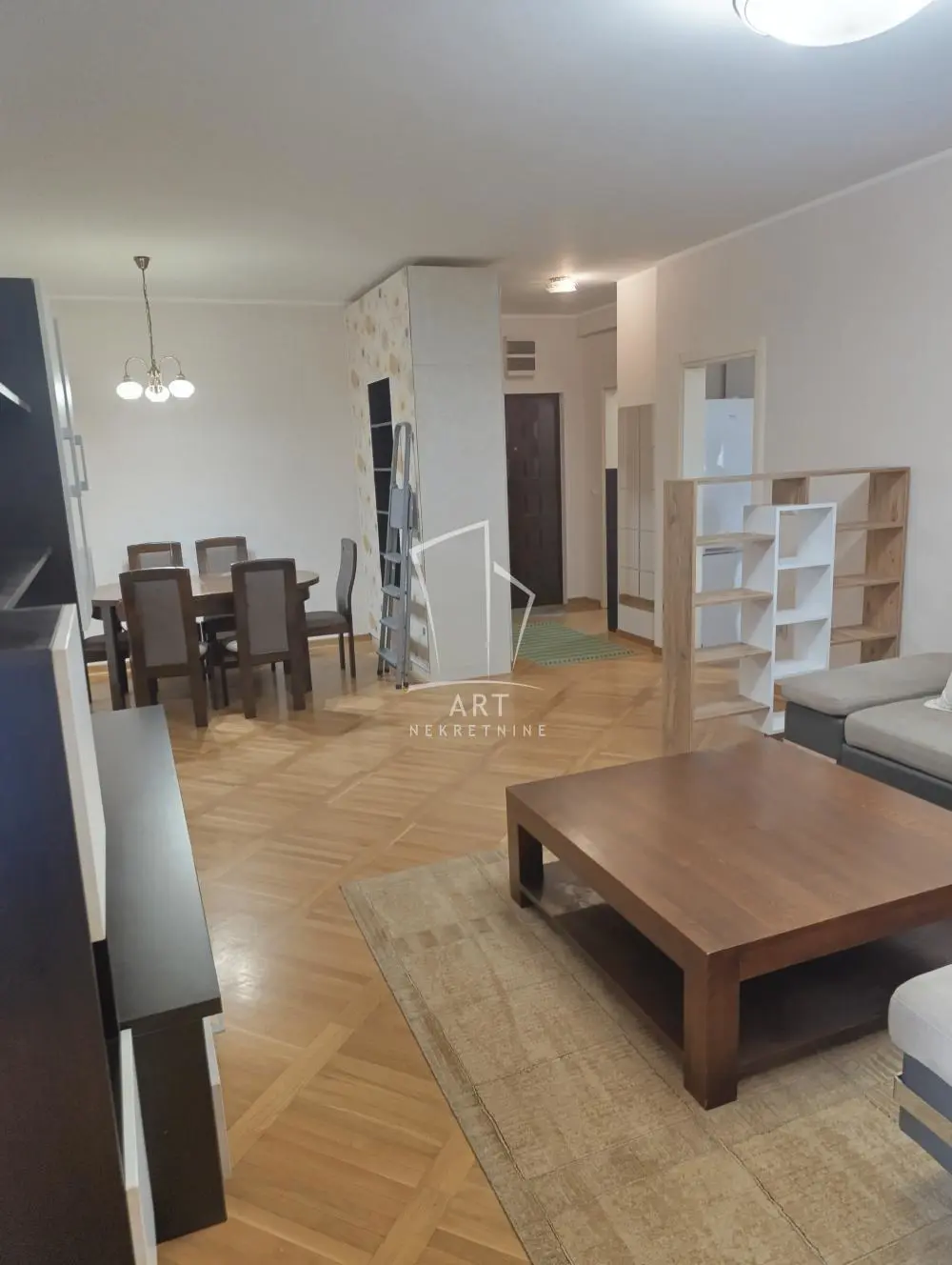 Četvorosoban stanovi Vračar Čubura 900 evra 
