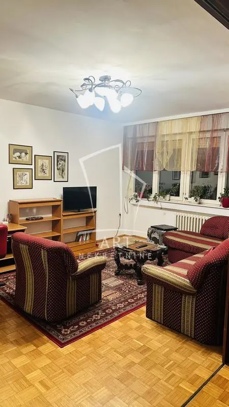 Beograd Zvezdara Trosoban stanovi 600 evra 