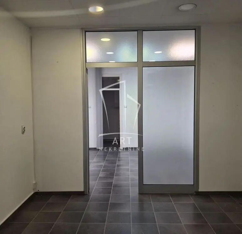 poslovni prostor Beograd Bulevar Mihajla Pupina 