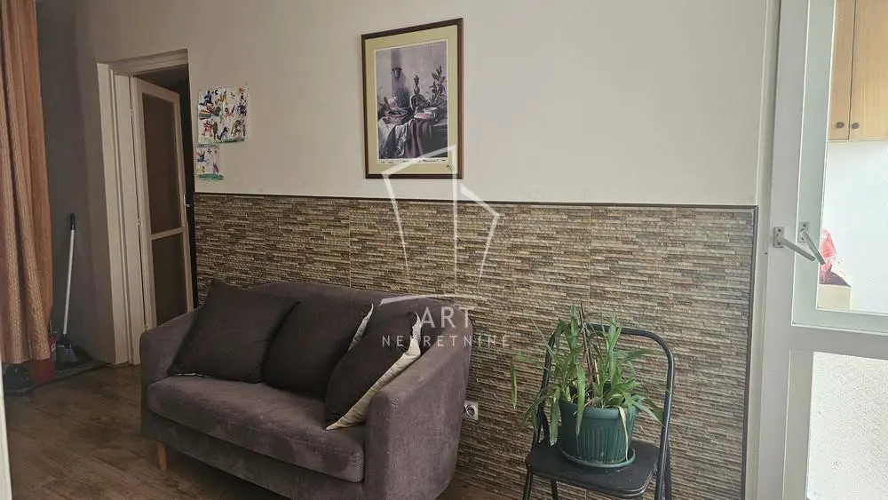 Dvosoban stanovi Voždovac Voždovačka Crkva 150000 evra 