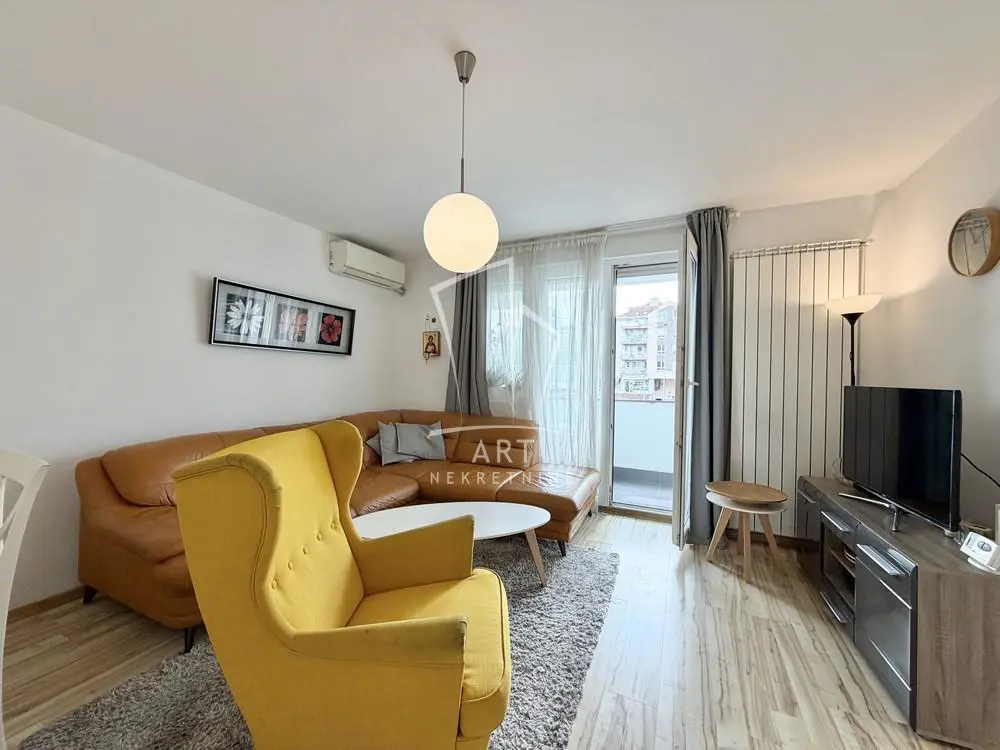 Beograd Novi Beograd Dvoiposoban stanovi 219000 evra 
