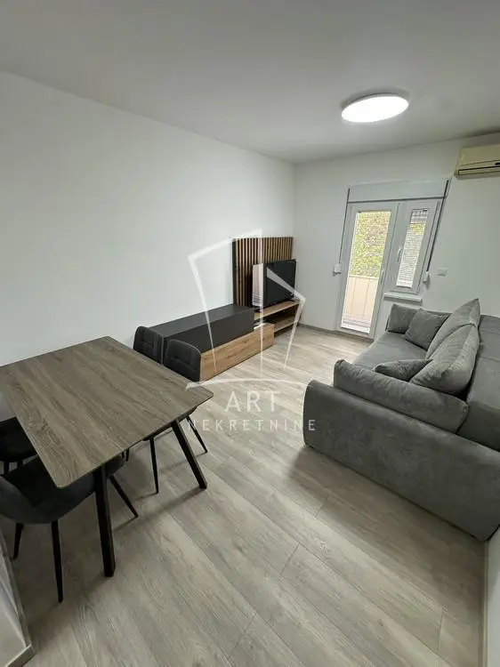 stanovi Beograd Bahtijara Vagabzade Trosoban 
