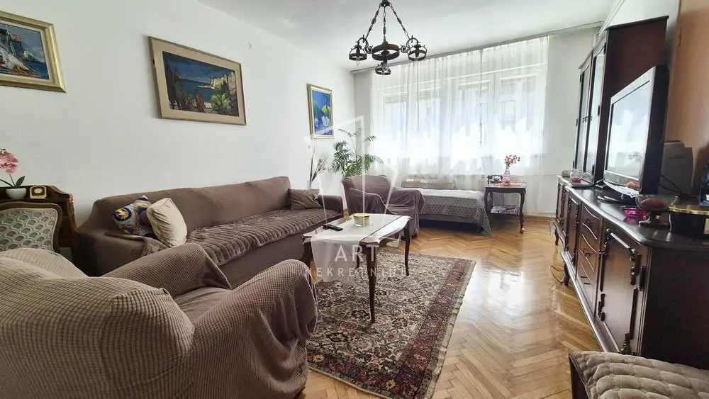 stanovi Beograd Sarajevska Trosoban 