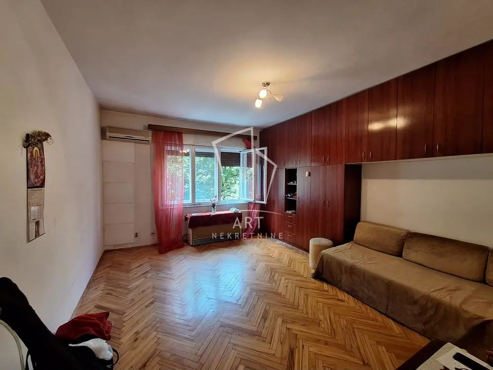 Jednosoban stanovi Stari Grad Skupština 500 evra 