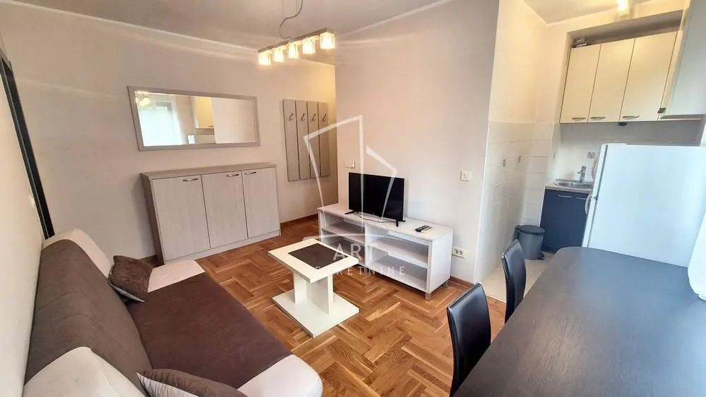 stanovi Beograd Anrija Žamea Dvosoban 