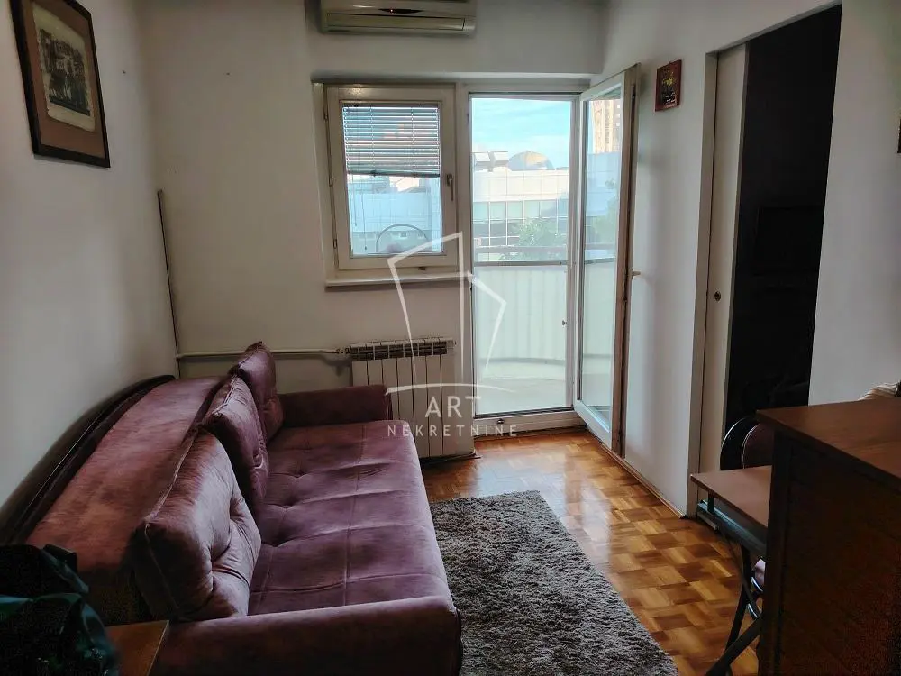 Beograd Novi Beograd Jednosoban stanovi 450 evra 
