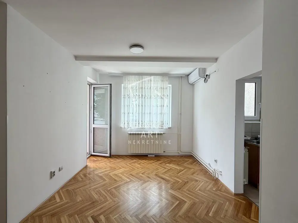 SREMSKI OKRUG Stara Pazova Trosoban stanovi 120000 evra 