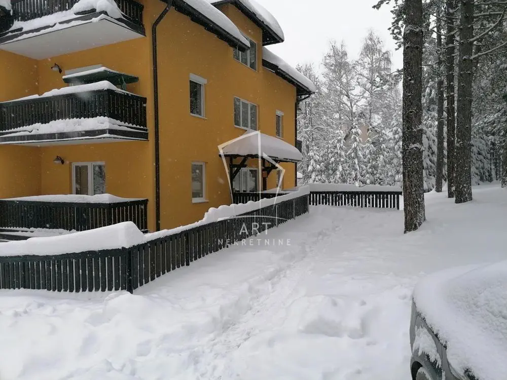 Jednoiposoban stanovi Zlatibor Golija 69900 evra 