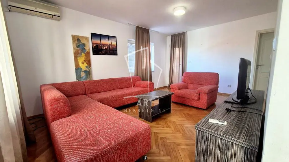 Beograd Zvezdara Dvosoban stanovi 450 evra 