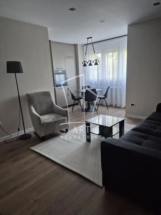 stanovi Beograd Stjepana Filipovića Trosoban 