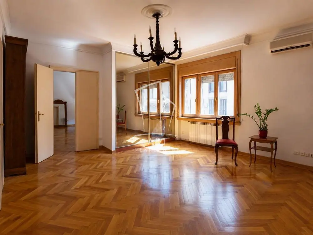 Beograd Vračar Trosoban stanovi 1500 evra 