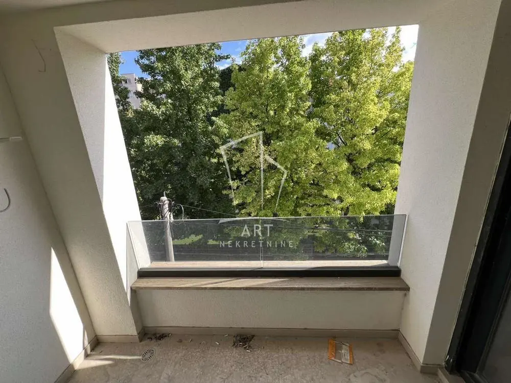 Beograd Vračar  novogradnja Trosoban stanovi 310000 evra 