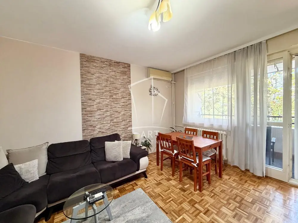 Dvoiposoban stanovi Rakovica Labudovo Brdo 162000 evra 