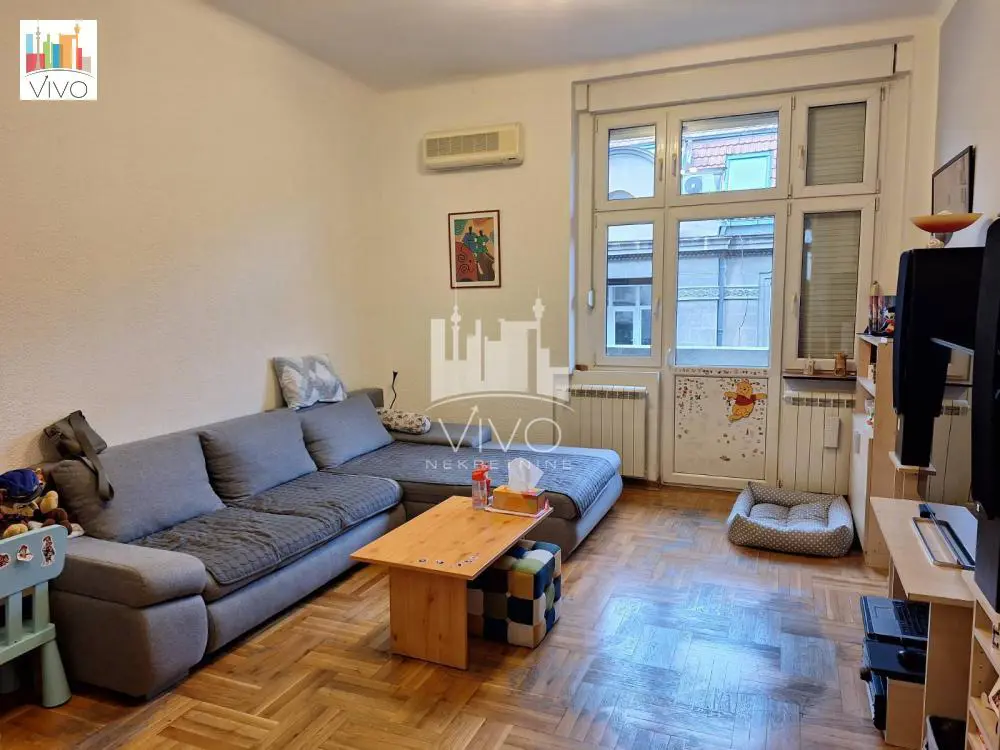 Troiposoban stanovi Savski Venac Ekonomski fakultet - Sava 418700 evra 