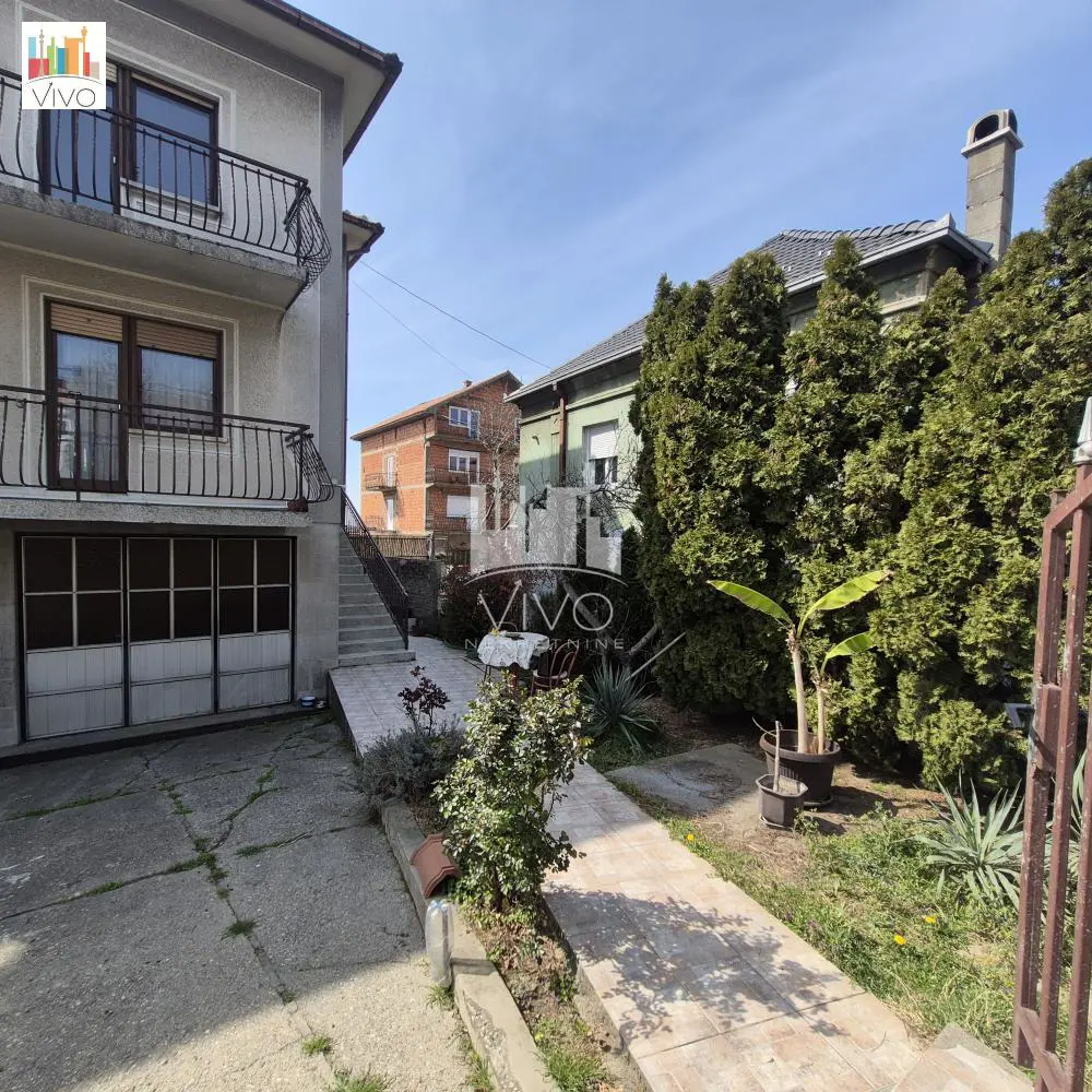 kuće Zvezdara Mali mokri lug 295000 evra 